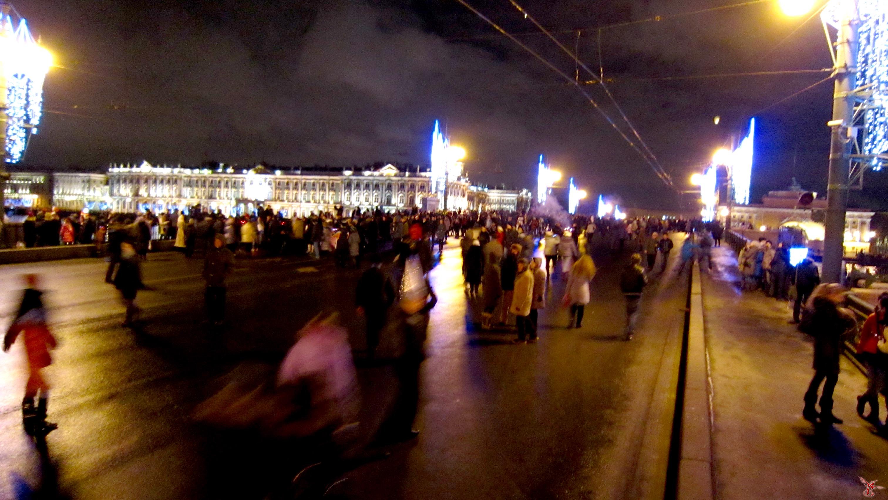 Новый год на Дворцовой — мирный митинг! Фото и видео.