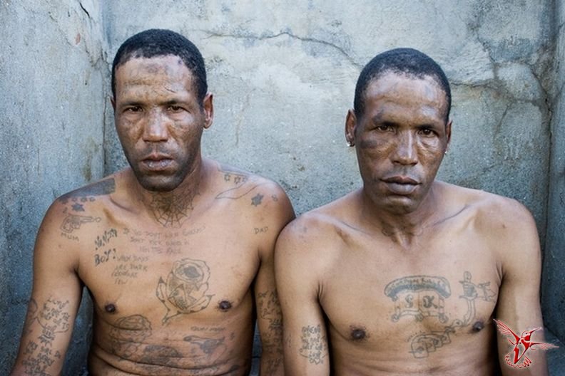 Южно-африканские преступники и их татуировки