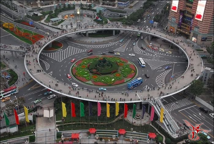 Китайский пешеходный мост