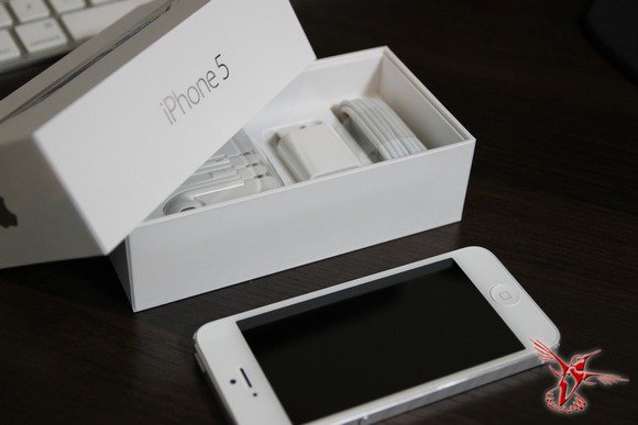 iPhone 5 в подарок с контрактом от… мамы