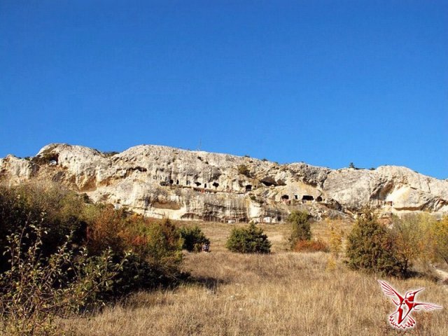 Пещерные монастыри Крыма