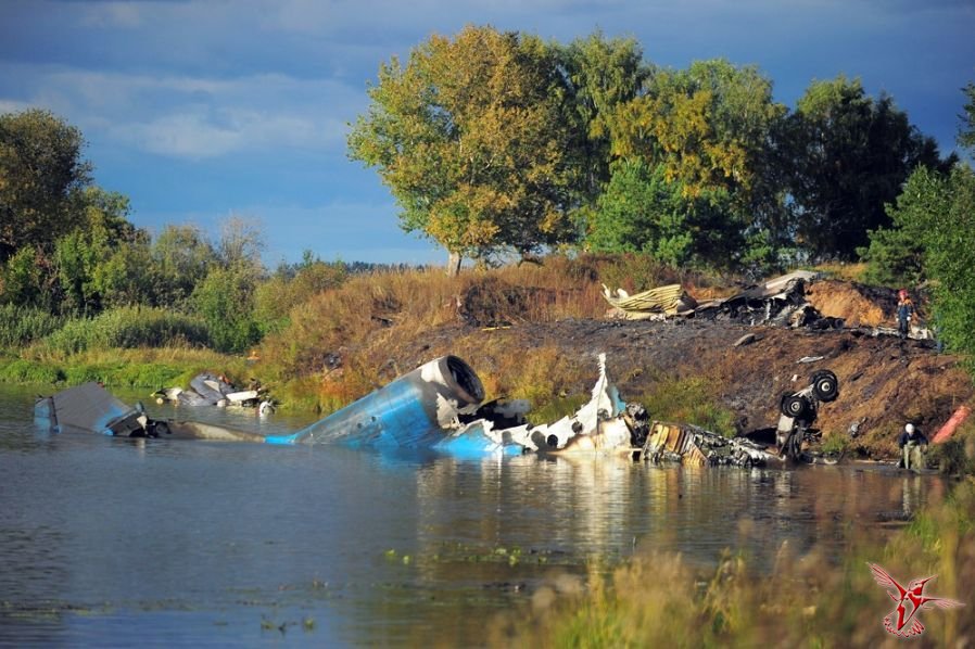 Авиакатастрофа в Ярославле (фото + видео)