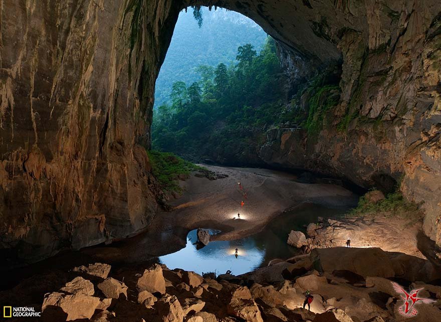 Самая большая в мире пещера Son Doong открылась для туристов