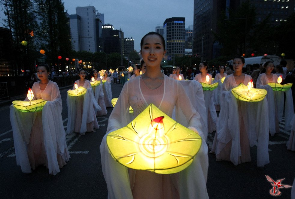 Грандиозный фестиваль фонарей в Сеуле