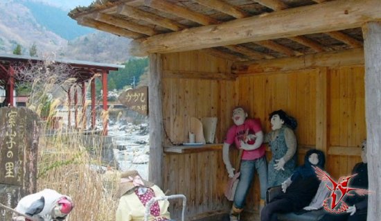 Долина кукол: необычная деревня в Японии