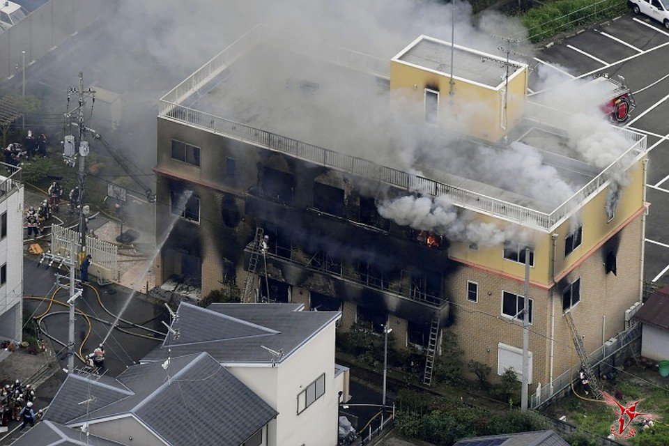 В Киото подожгли аниме-студию Kyoto Animation. 23 человека погибли, около 35 пострадали